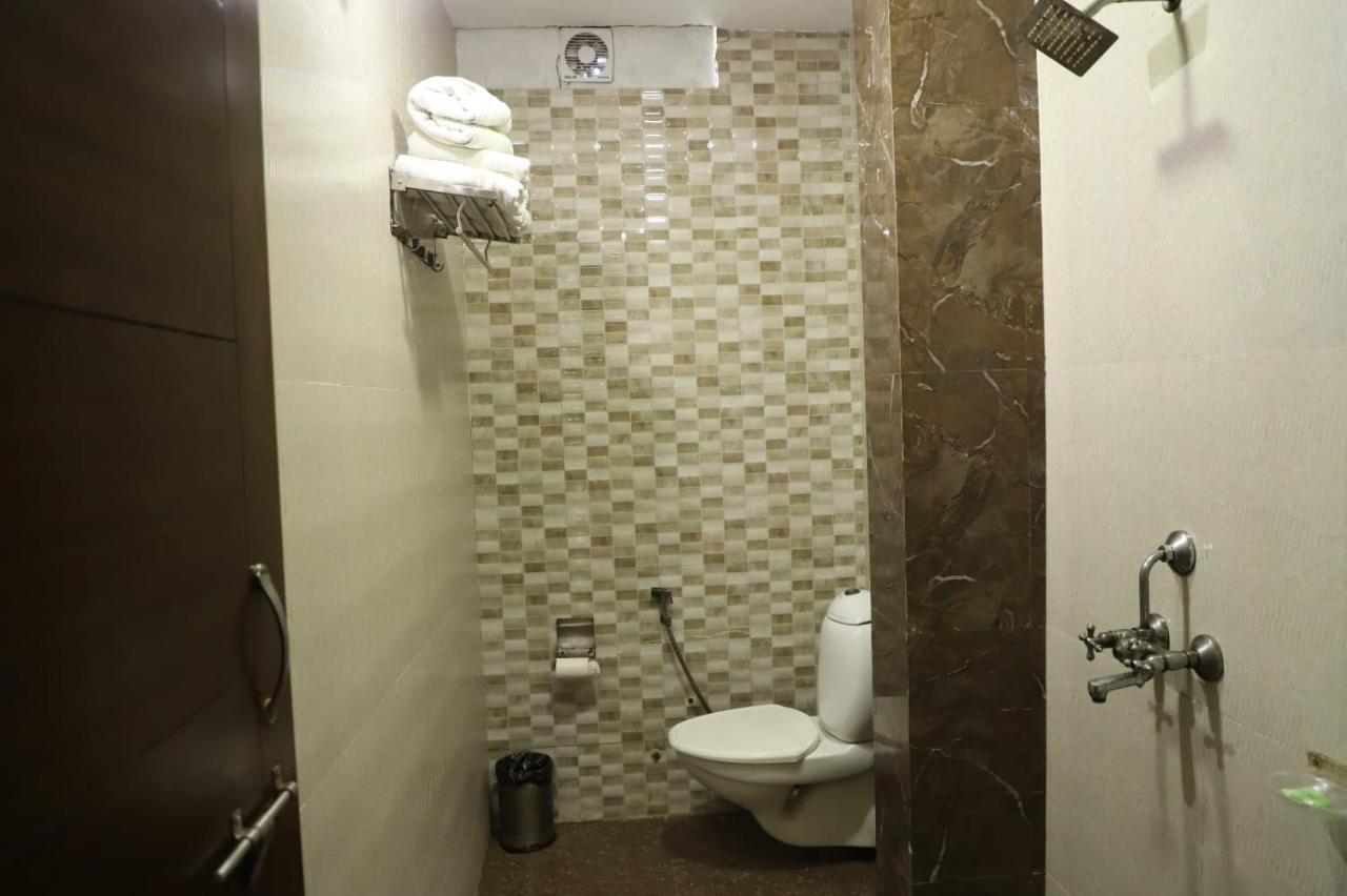 Hotel Tara Palace By Goyal Hoteliers Agra  Exterior foto