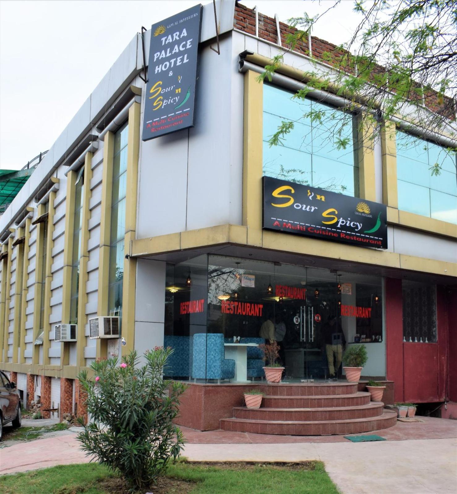 Hotel Tara Palace By Goyal Hoteliers Agra  Exterior foto